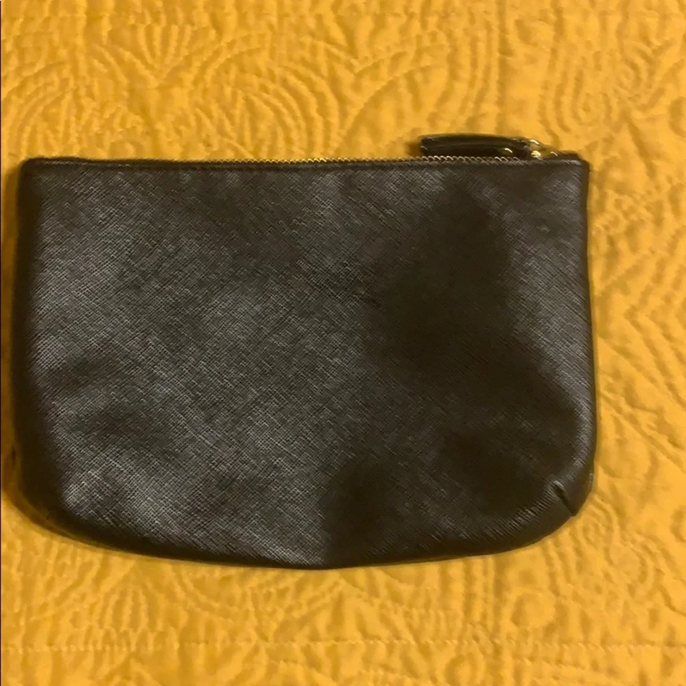 Makeup bag with zipper closure, black, vinyl | offer in description